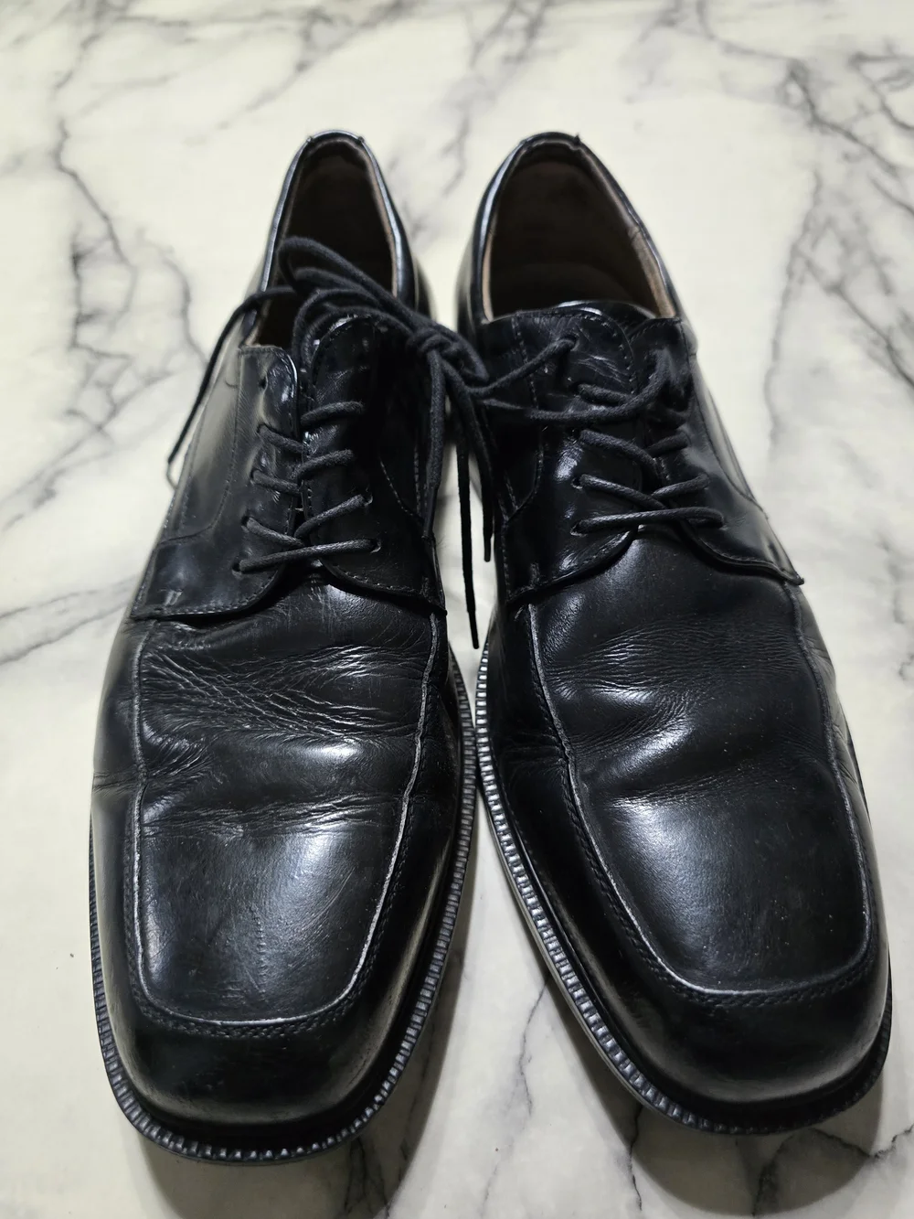 Clarks Classic Men's Black Leather Dress Shoes
